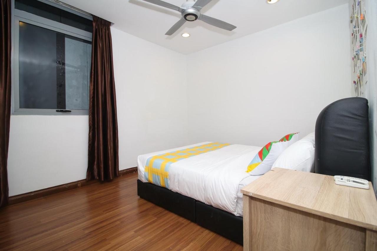 Oyo Home 770 Elite 2Br Taragon Puteri Kuala Lumpur Extérieur photo